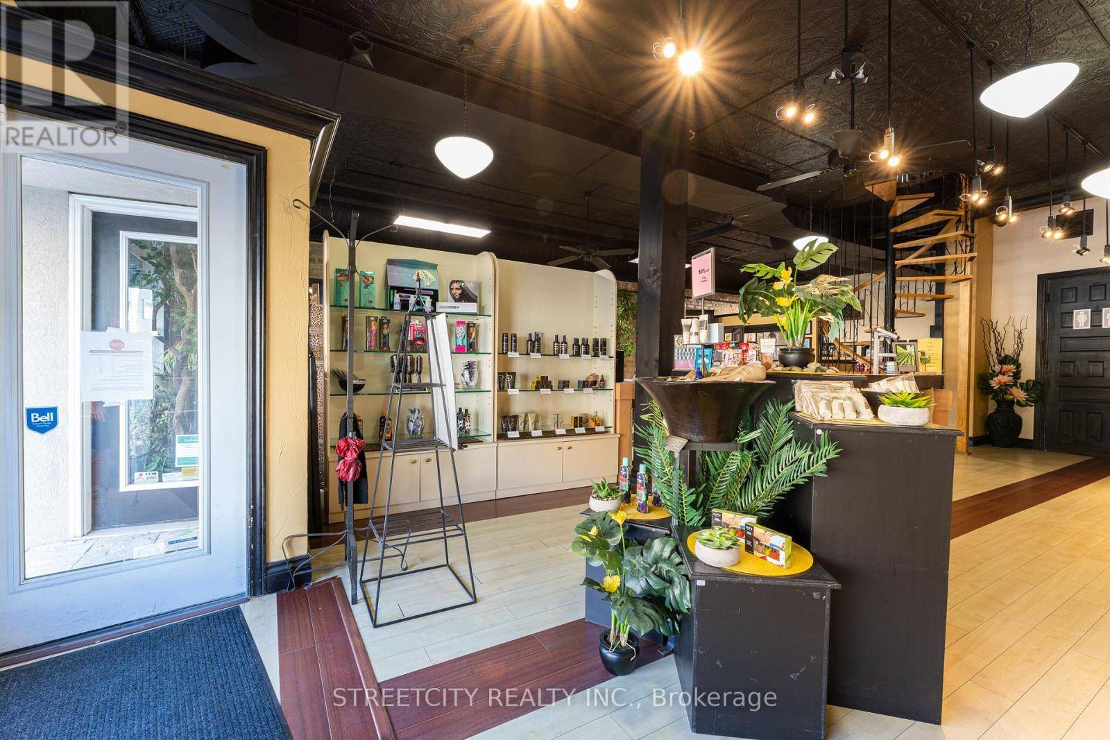 North Middlesex (parkhill), ON N0M2K0,206 MAIN STREET E