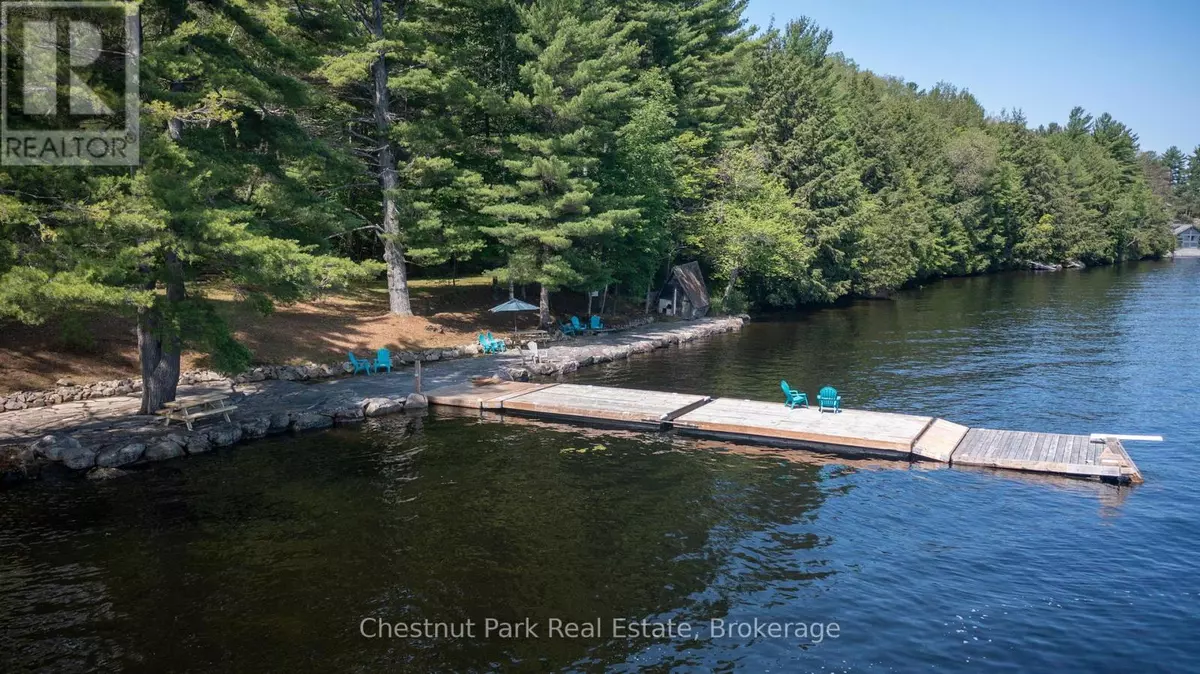 Gravenhurst (muskoka (s)), ON P1P1R2,29 ISLAND 26LM