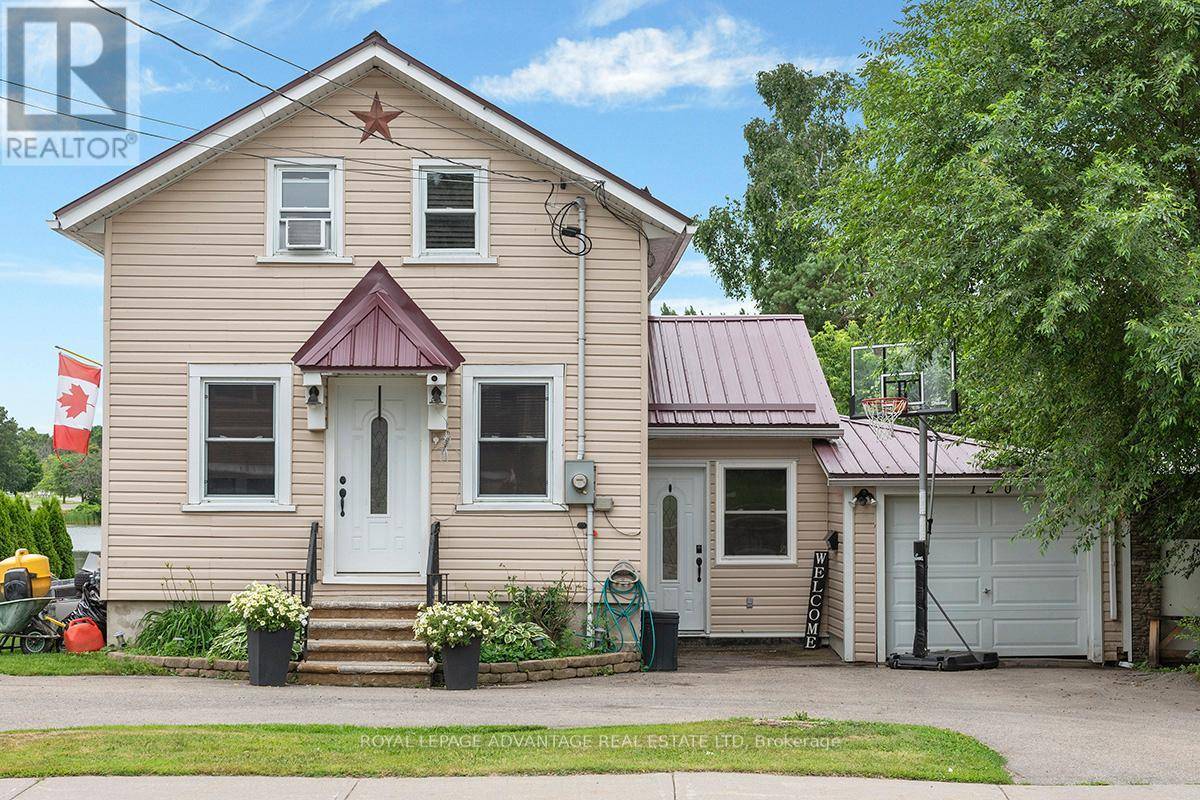 120 QUEEN STREET, Smiths Falls, ON K7A3N6