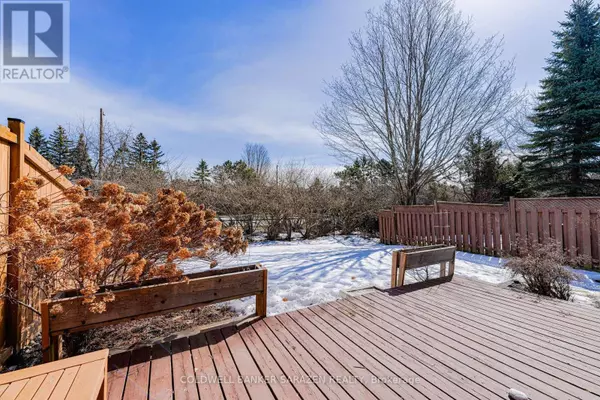 Ottawa, ON K2T1A9,48 BLACKDOME CRESCENT