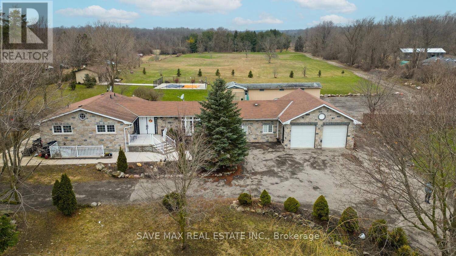 Erin, ON L7J4S8,9620 WELLINGTON ROAD 42