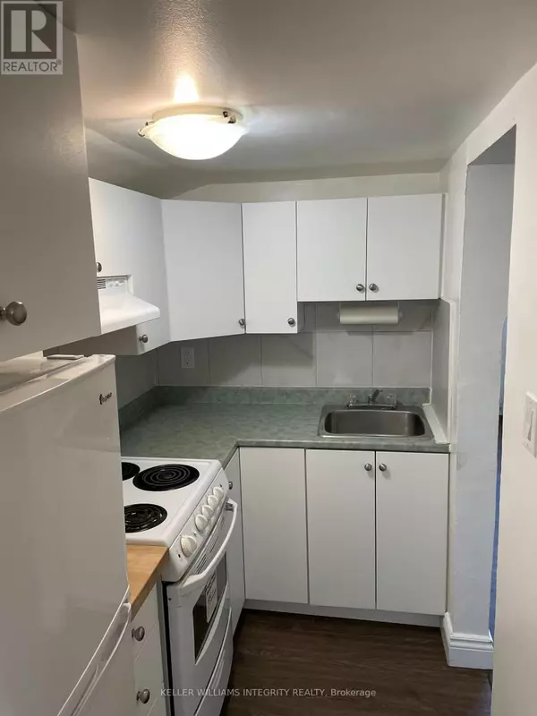 Ottawa, ON K1L6P4,276 MCARTHUR AVENUE