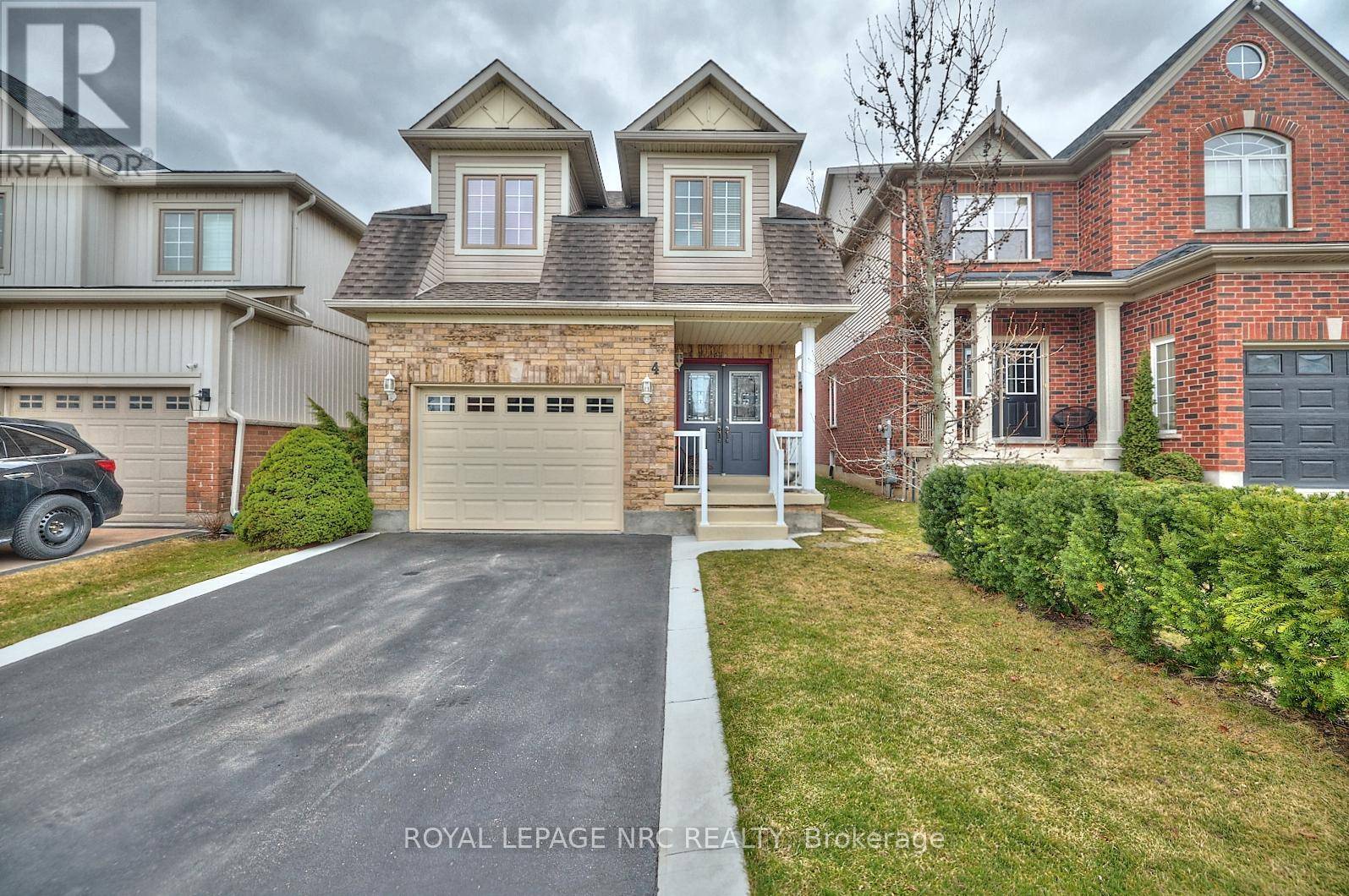 4 ALEX GRANT PLACE, St. Catharines (secord Woods), ON L2P0A2