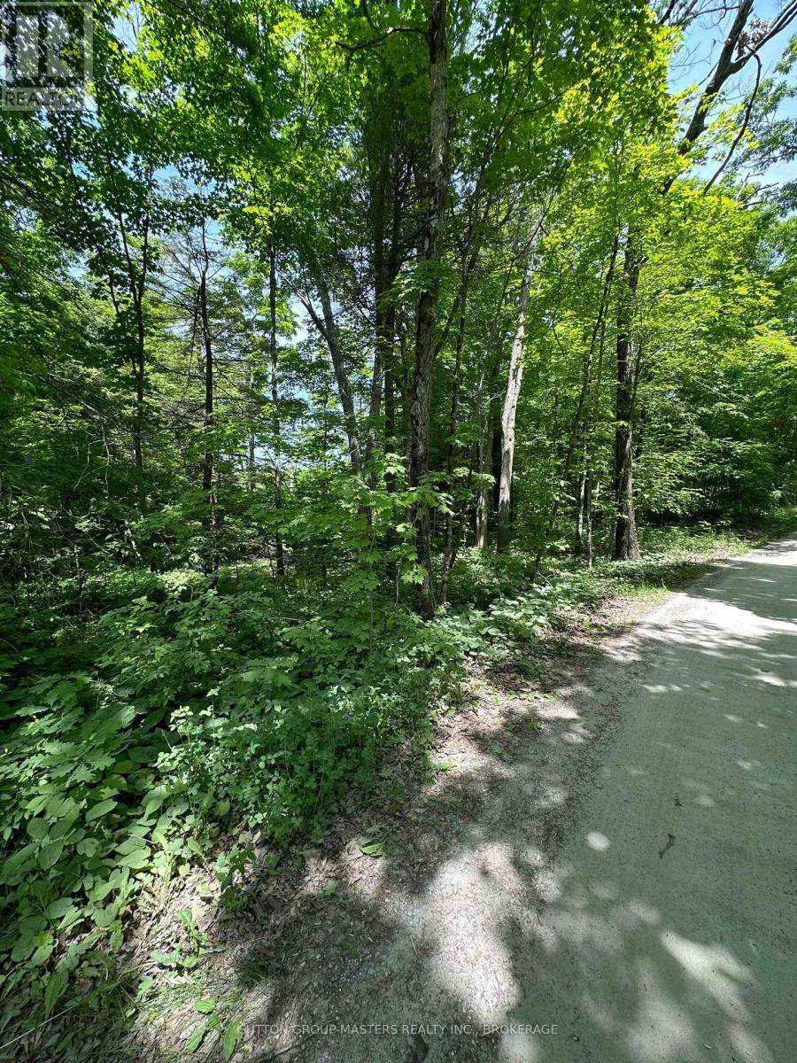 107 MAPLE GROVE LANE E, Frontenac (frontenac South), ON K0H1V0