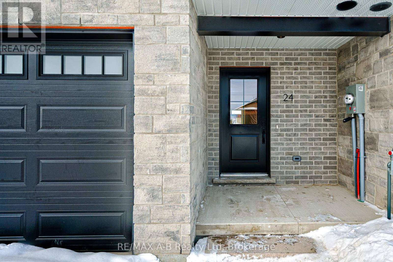 Huron East (seaforth), ON N0K1W0,18 LINDA DRIVE