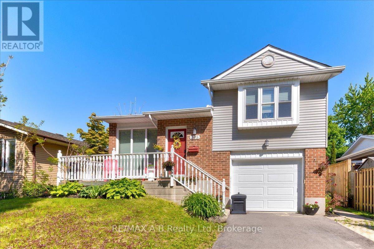 398 DAYNA CRESCENT, Waterloo, ON N2K3K9
