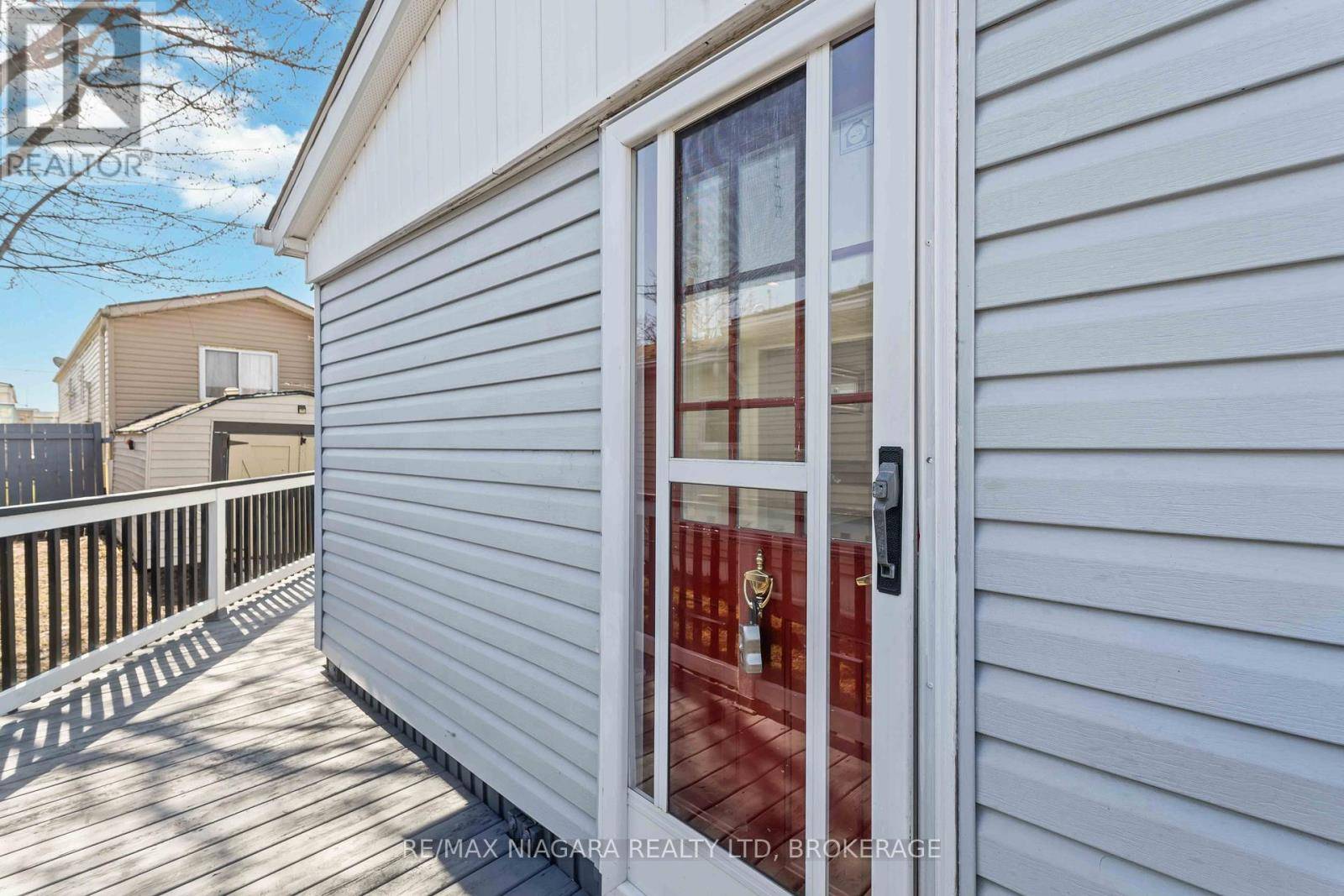 Niagara Falls (casey), ON L2E6S4,2175 MEWBURN RD #21