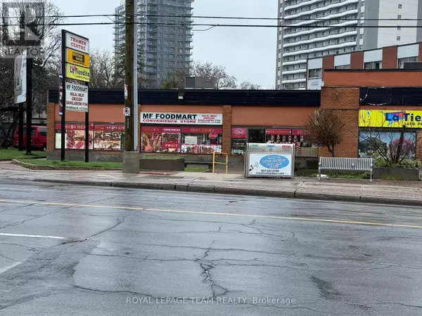 Ottawa, ON K1Z5Z4,848 MERIVALE RD #B