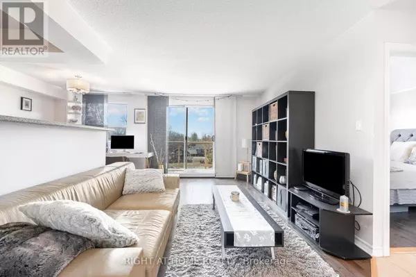 Brantford, ON N3S7J3,793 Colborne ST East #503