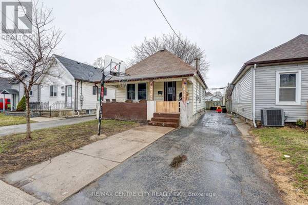 205 ST JULIEN STREET, London East (east M), ON N5Z2N1
