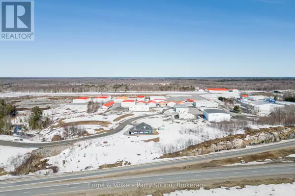 Seguin, ON P2A0B2,14 HANGAR ROAD