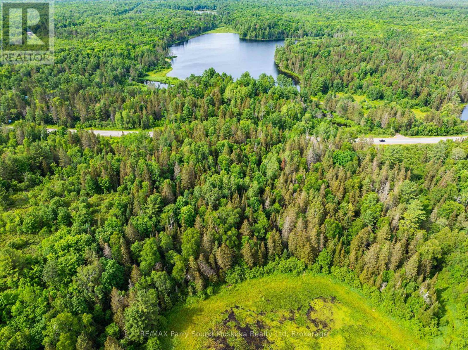 Magnetawan, ON P0G1G0,7281B HIGHWAY 124