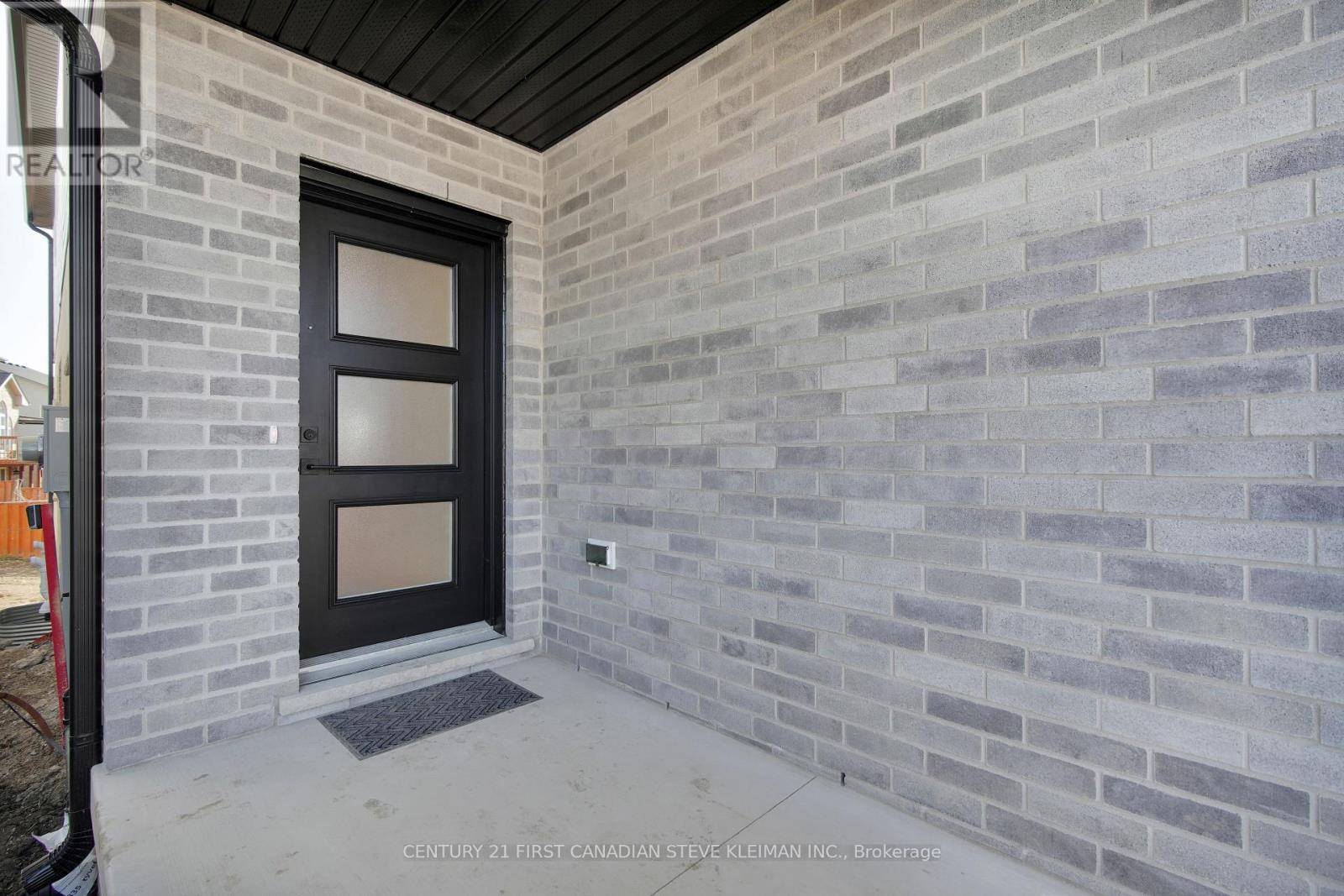 London, ON N6H5X1,1238 WHETHERFIELD STREET