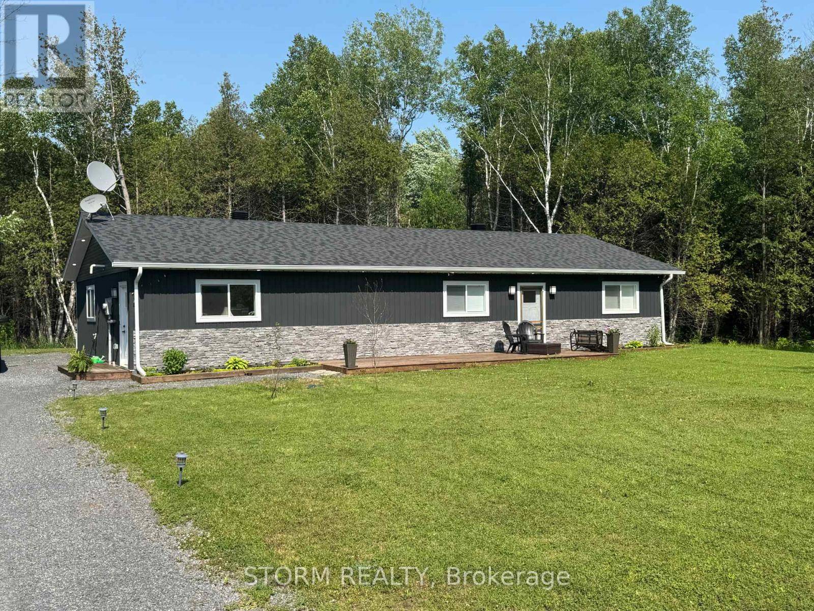 16595 WILLY ALLAN ROAD, South Stormont, ON K0C1R0