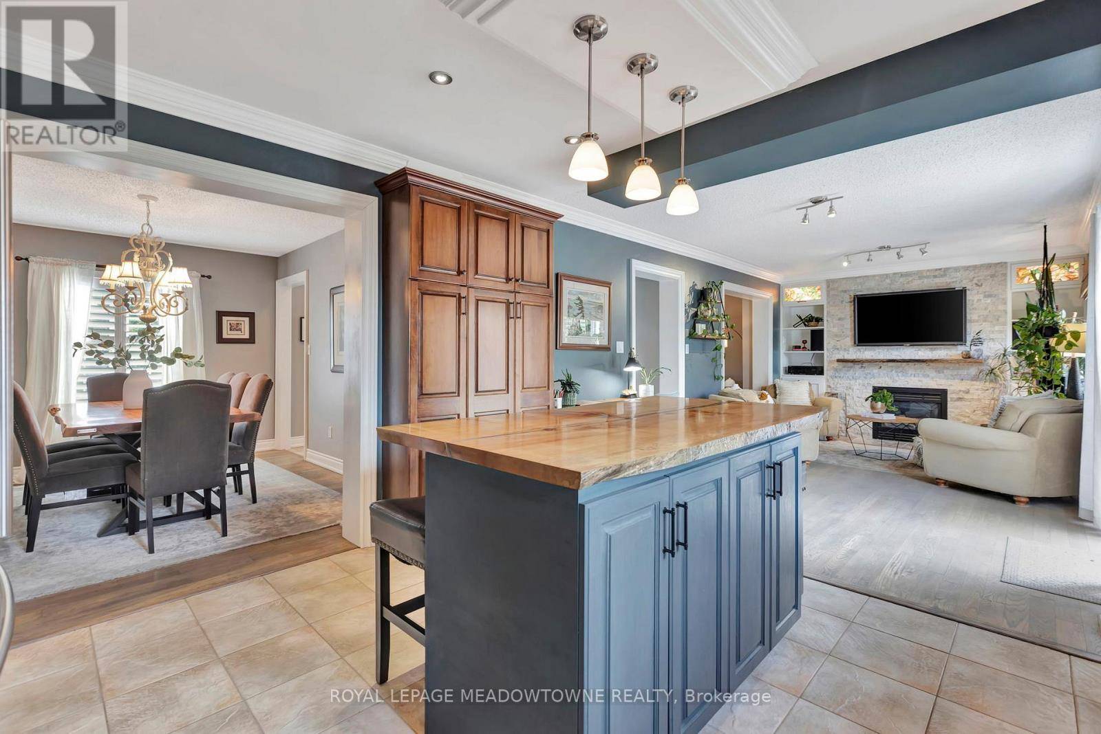 Hamilton, ON L8N2Z7,1 WOODSPRING COURT E