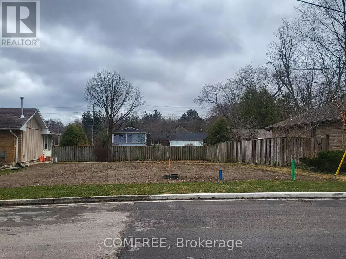 Guelph (dovercliffe Park/old University), ON N1G1P9,10 LYNWOOD AVENUE
