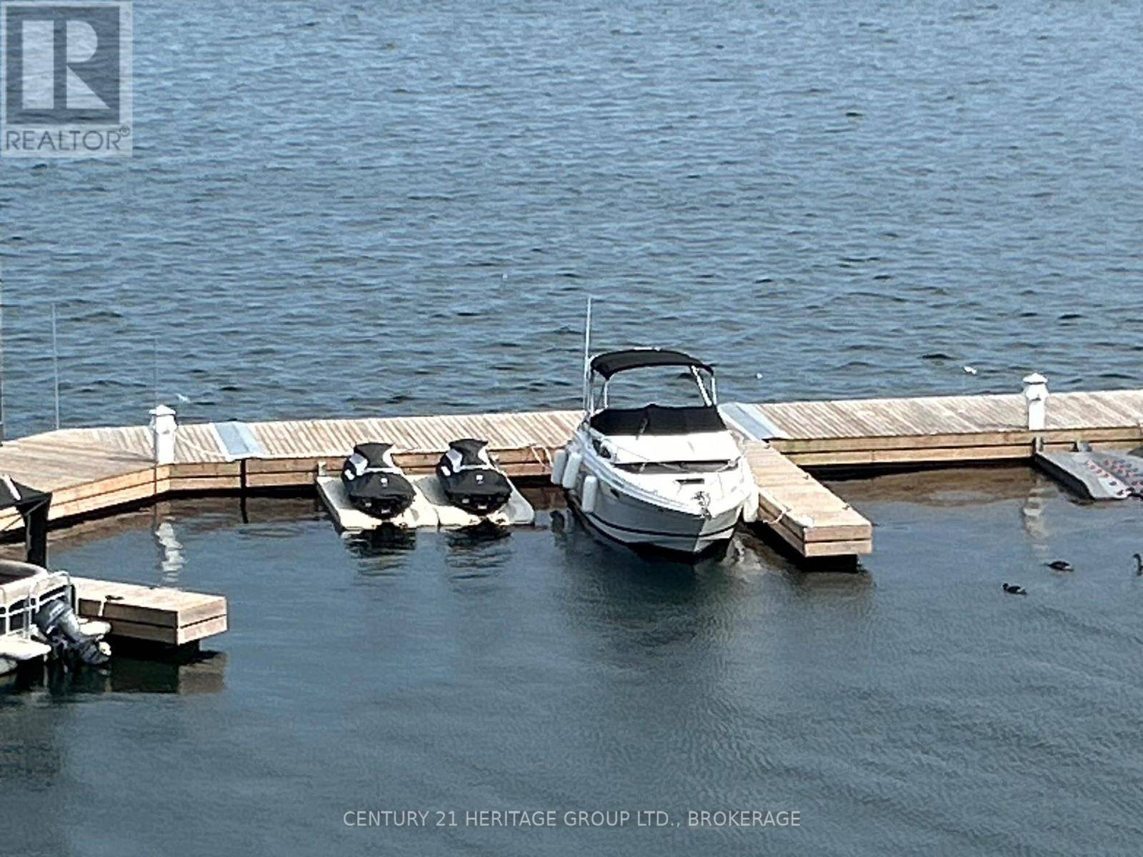 Gananoque, ON K7G1A1,129 South ST #306