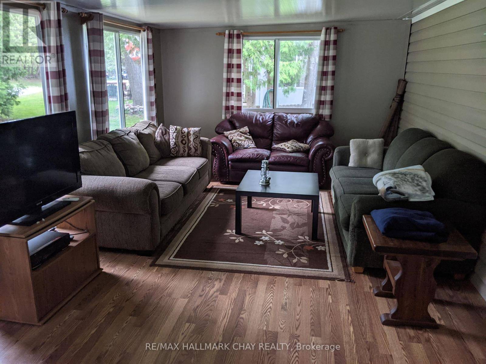 Kawartha Lakes (verulam), ON K0M1C0,236 NESTLE IN PARK ROAD