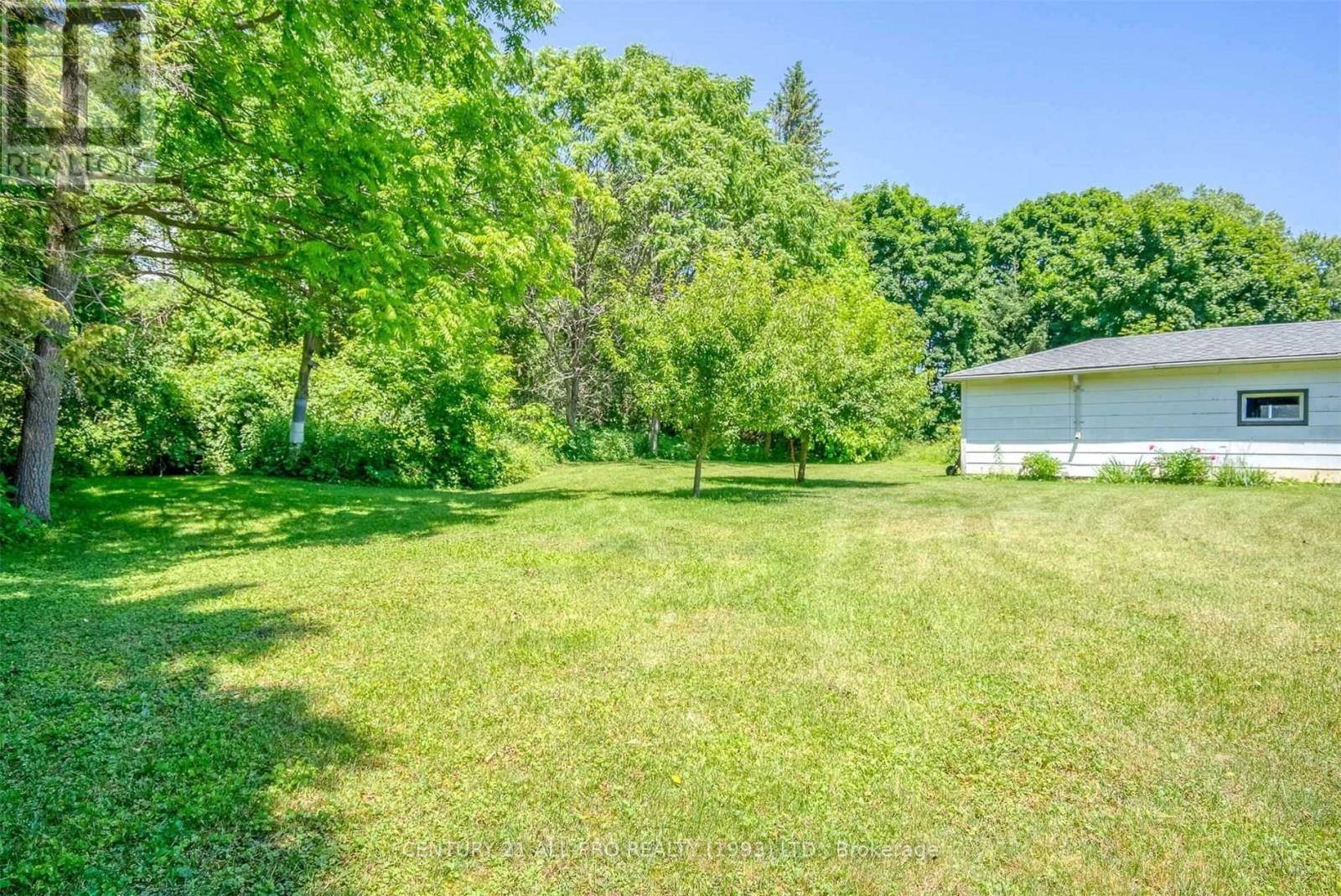 Cobourg, ON K9A1A5,224 NICKERSON DRIVE