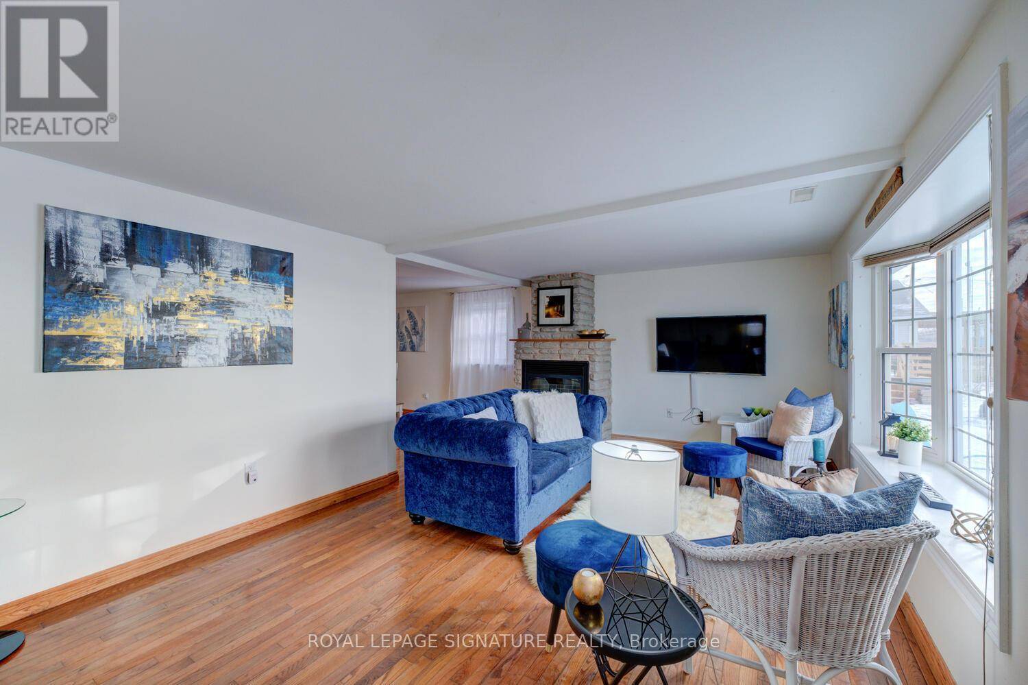 Haldimand, ON N0A1P0,291 LAKESHORE ROAD N