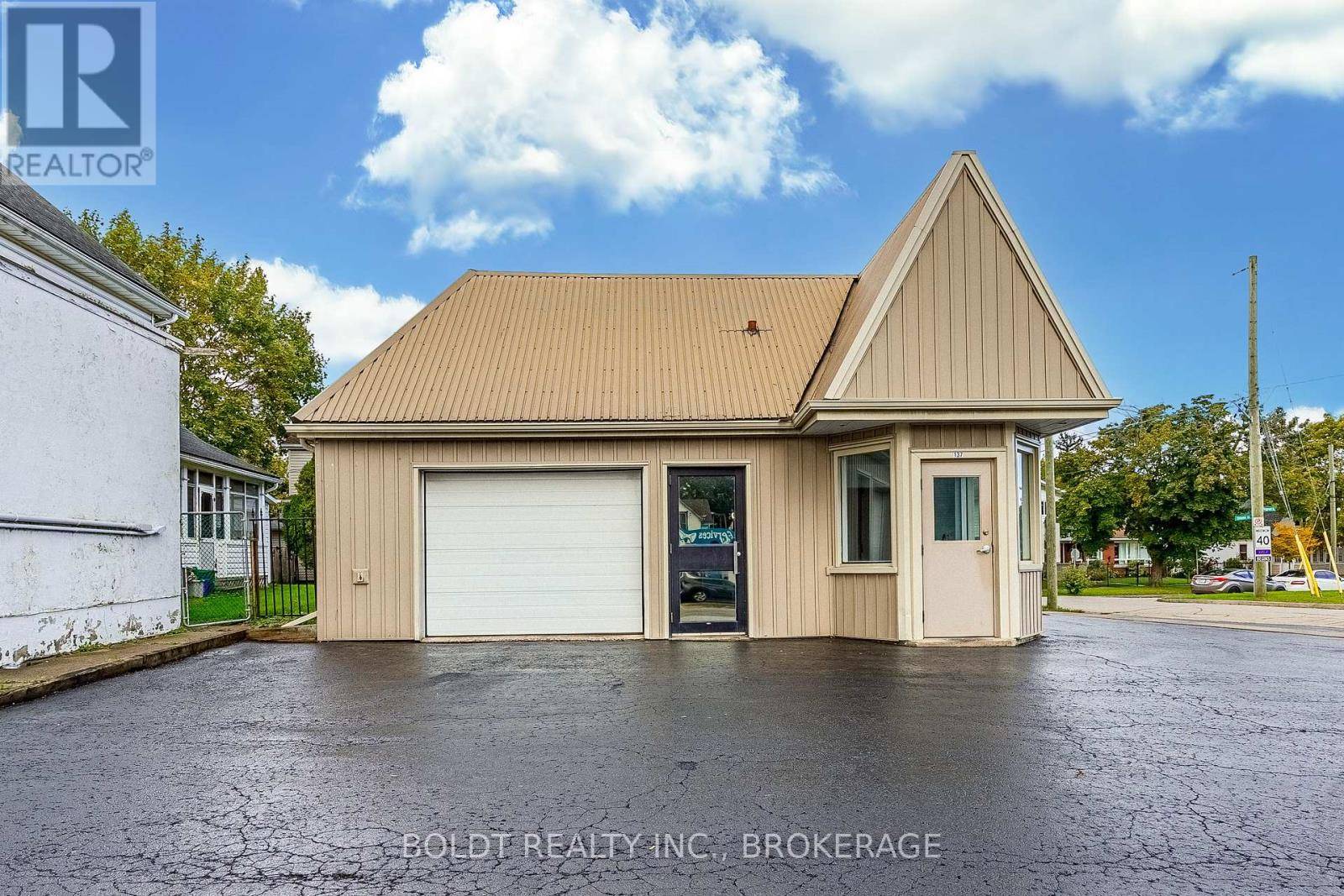 137 NIAGARA STREET, St. Catharines (downtown), ON L2R4L6