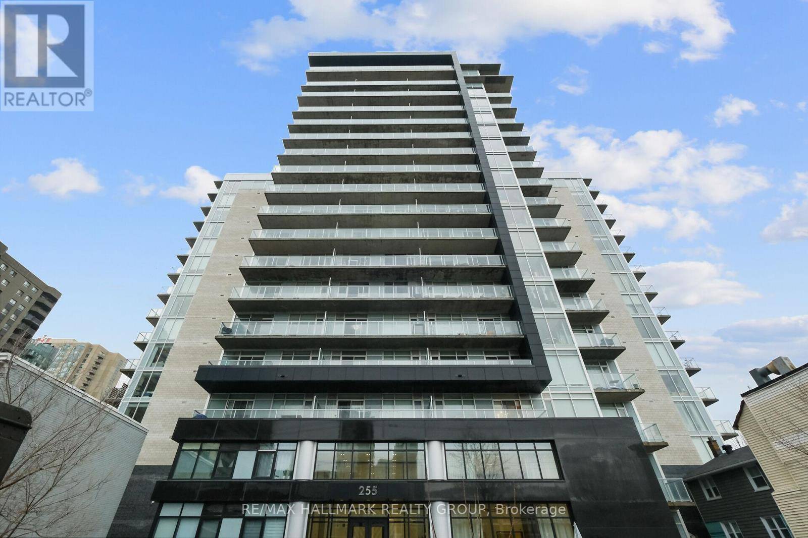 255 Bay ST #1009, Ottawa, ON K1R0C5