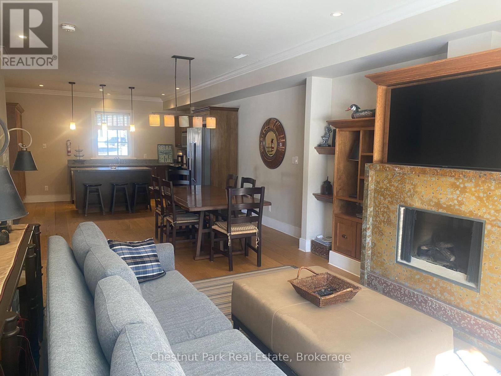 Seguin, ON P0H1H0,304 Emerald Hills CT #14