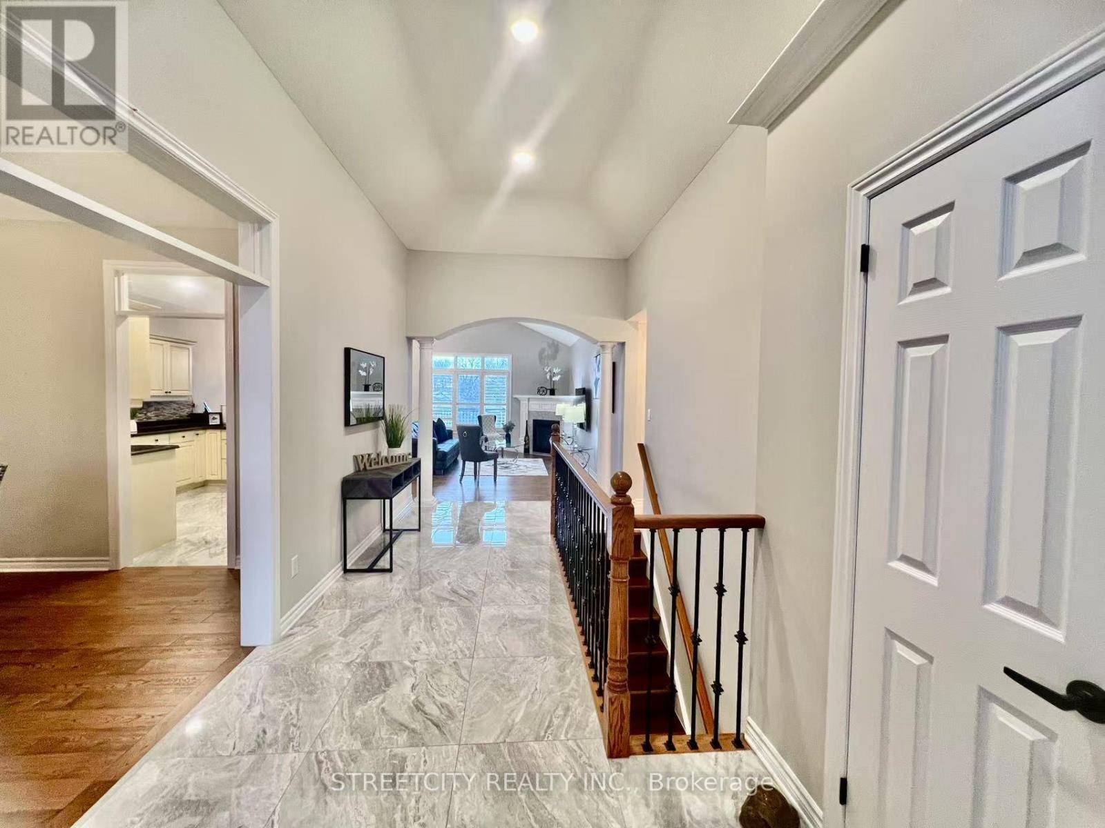 London South (south B), ON N6K4Y9,1539 WARBLER WOODS WALK