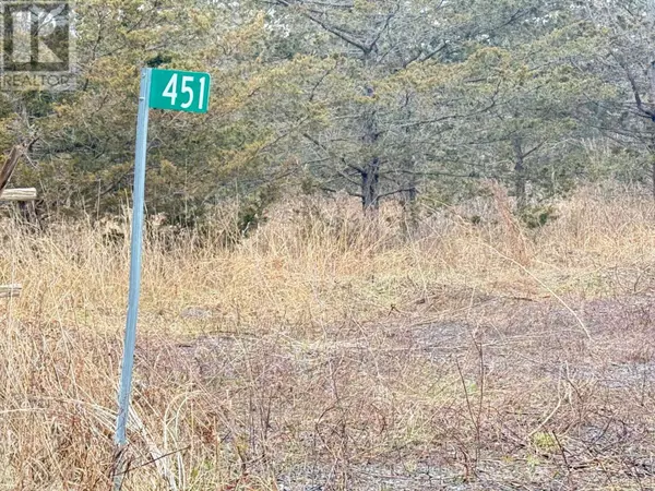 Prince Edward County (north Marysburg Ward), ON K0K2T0,451 ROCK CROSS ROAD S