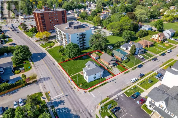 3879 PORTAGE ROAD, Niagara Falls (stamford), ON L2J2L2