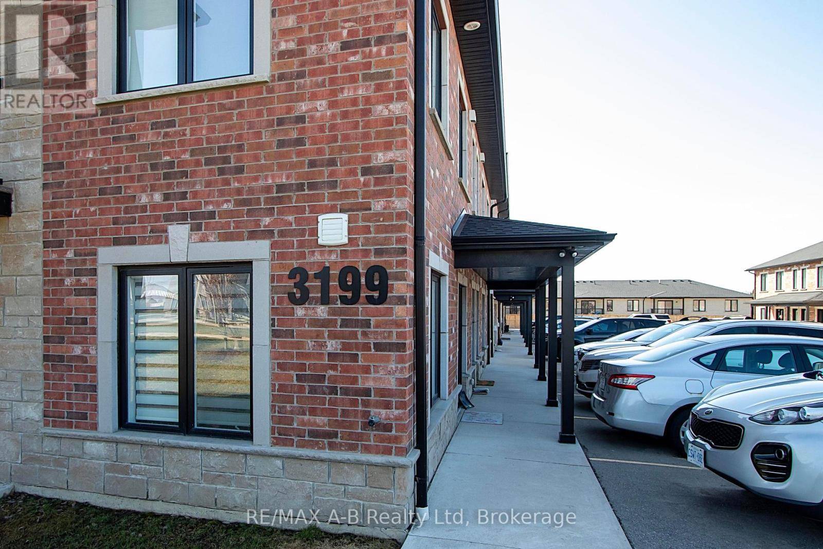 Stratford, ON N0K1J0,3199 Vivian Line 37 #12