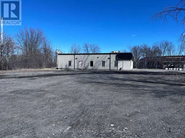 Hawkesbury, ON K6A2H3,57 MAIN STREET W