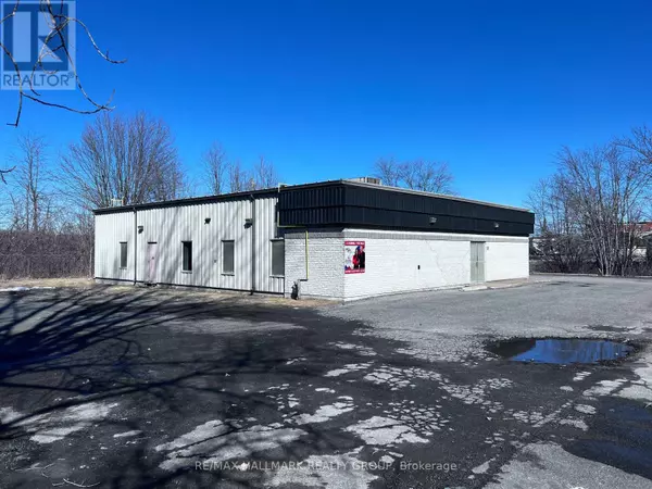 Hawkesbury, ON K6A2H3,57 MAIN STREET W