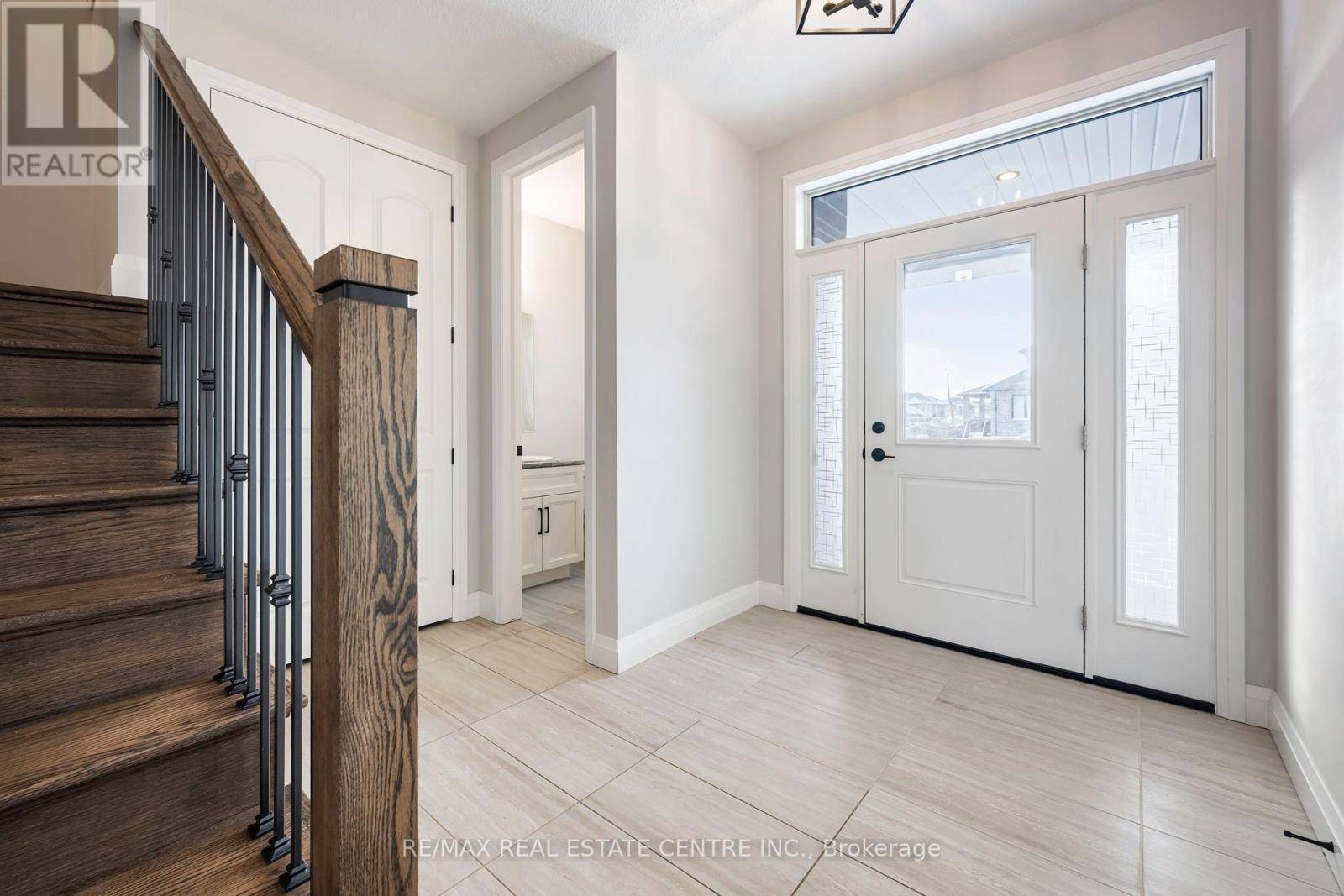East Luther Grand Valley, ON L9W7S7,3 GRUNDY CRESCENT