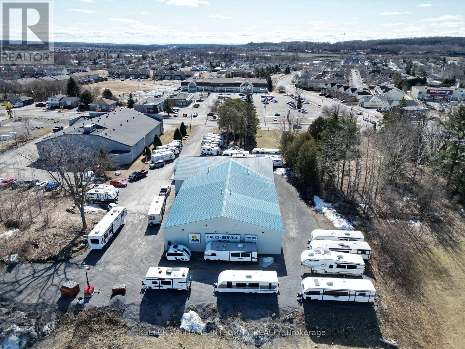 Clarence-rockland, ON K4K1A2,2724 LAURIER STREET