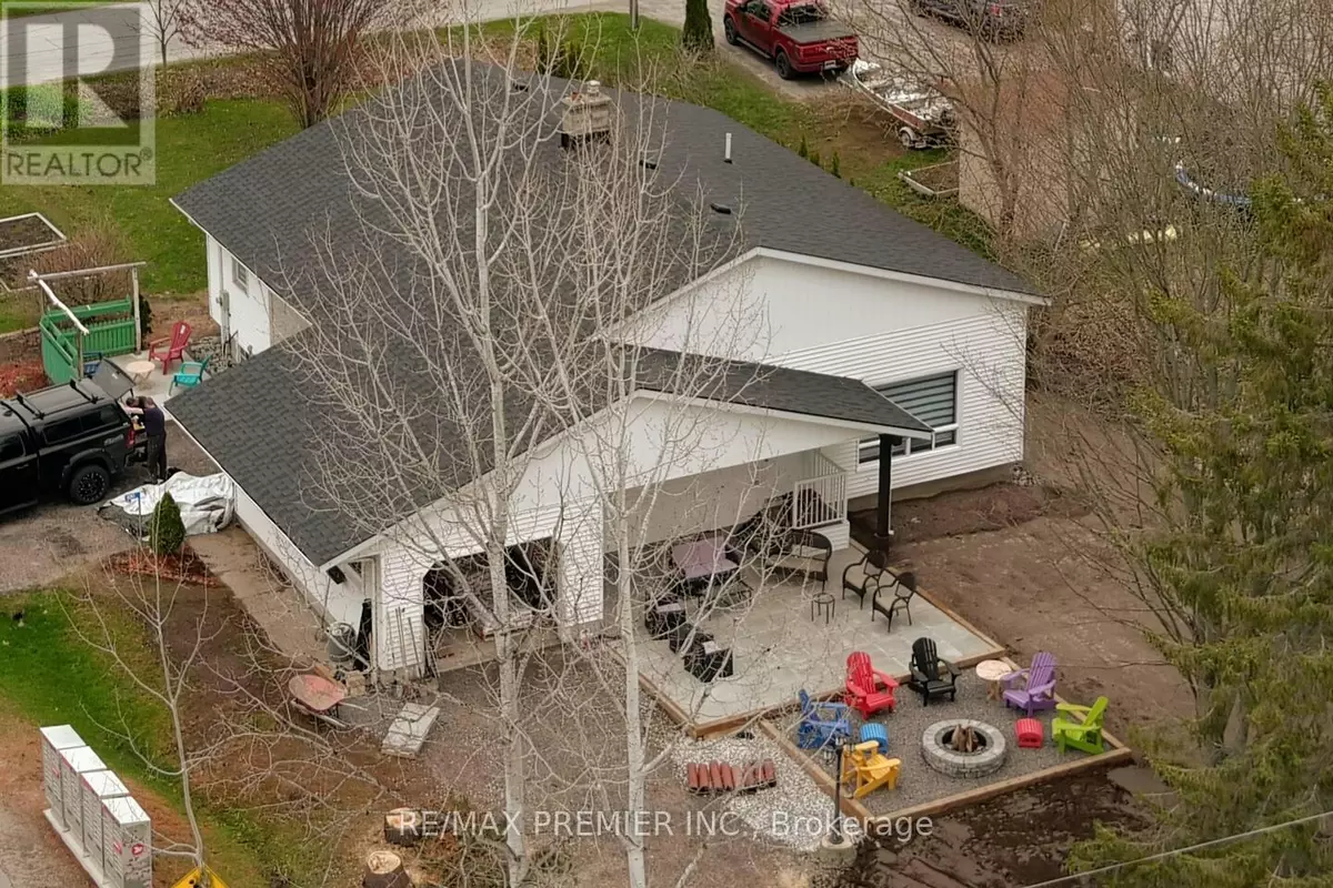 Gravenhurst (muskoka (s)), ON P1P1R2,100 READMAN STREET