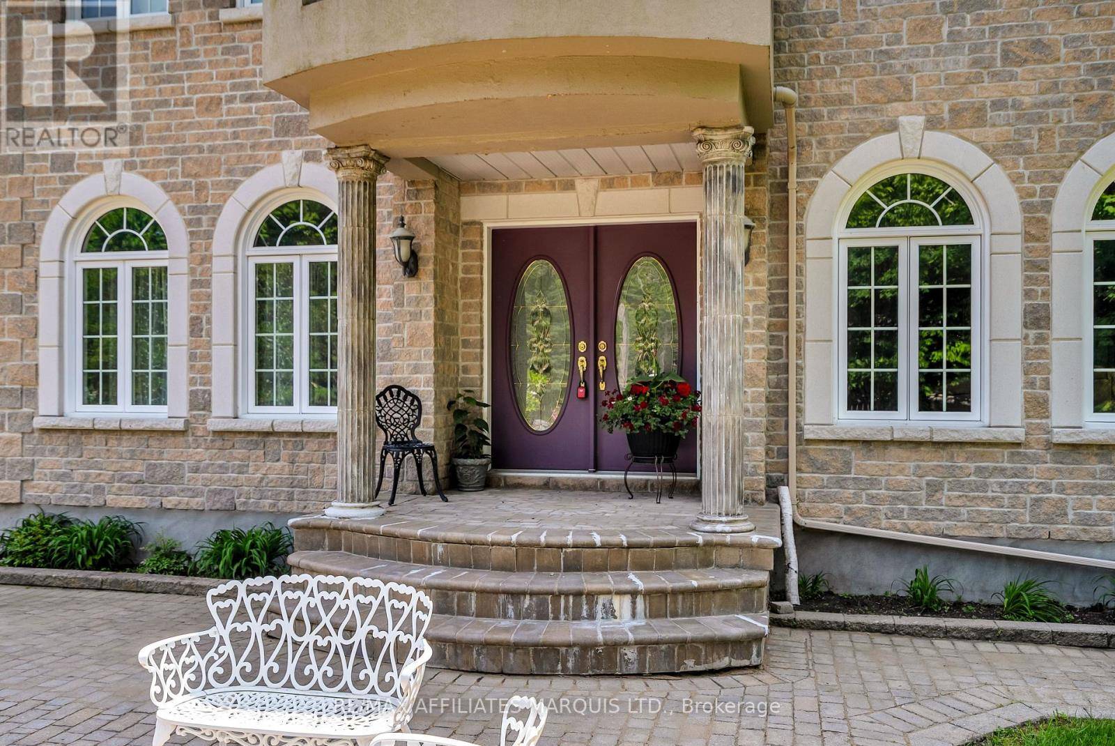 South Stormont, ON K0C1P0,16935 BEAVER DAM DRIVE