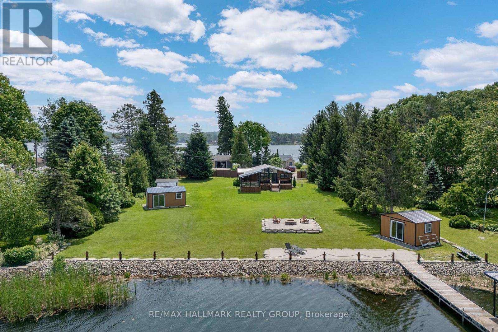 Leeds And The Thousand Islands, ON K0E1L0,92 KERRY POINT ROAD