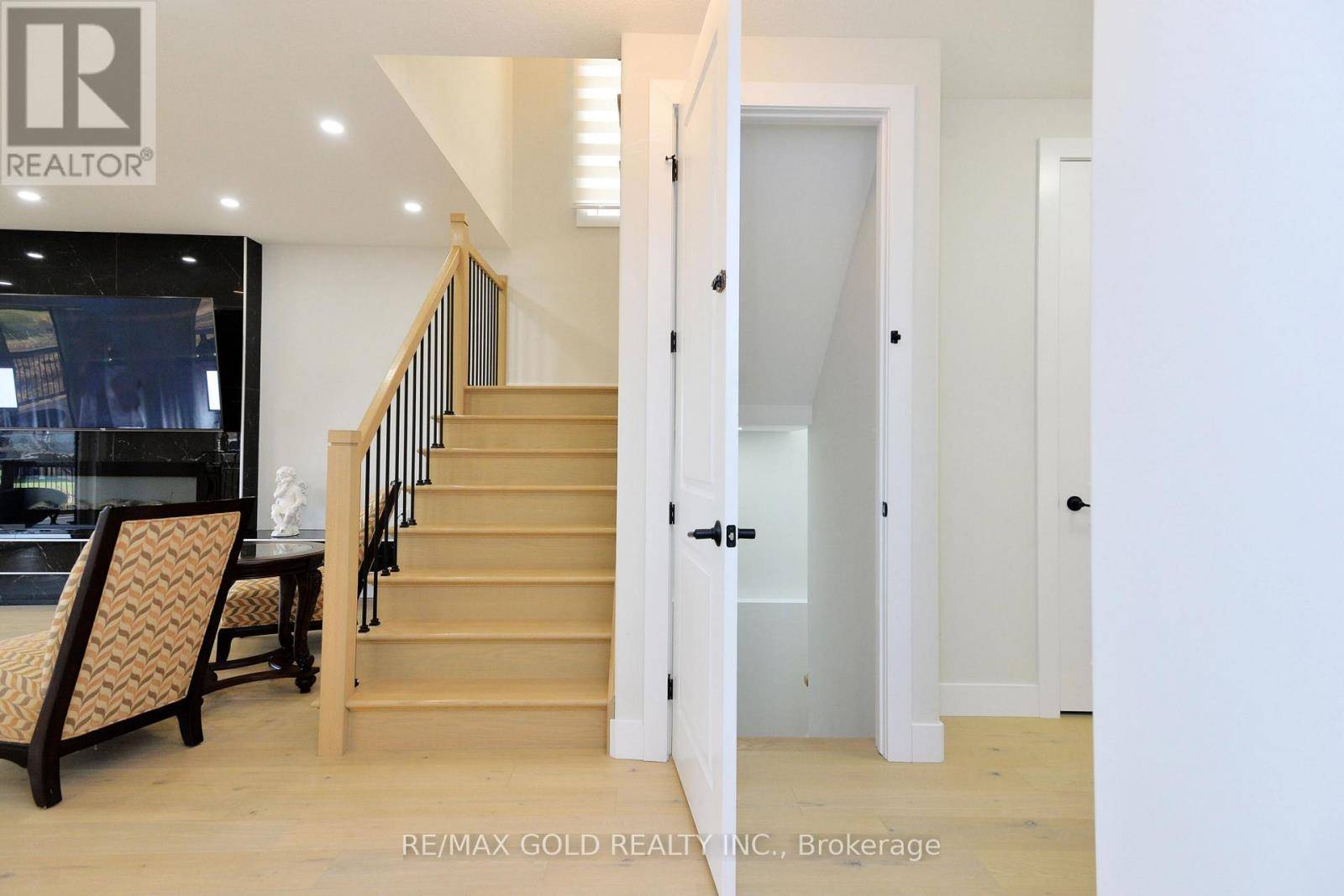 Brant (paris), ON N3L0J5,86 GRANDVILLE CIRCLE