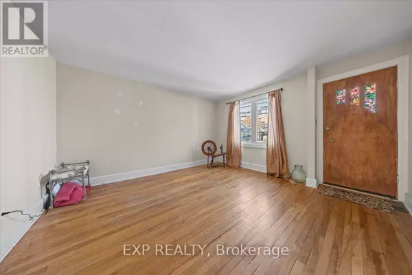 Ottawa, ON K1L7Z4,146 LAVAL STREET