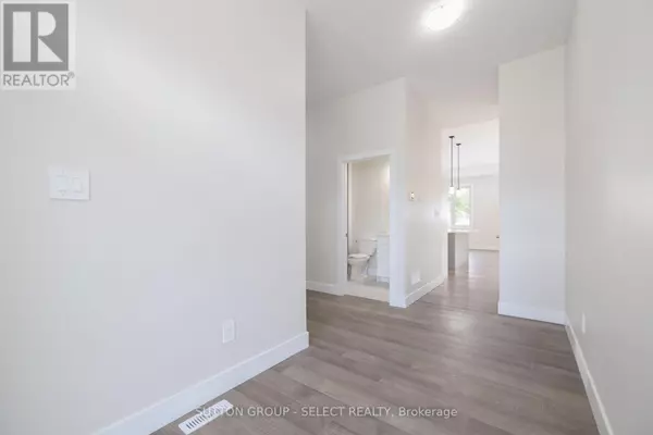 Lucan Biddulph (granton), ON N0M1V0,7966 Fallon DR #14