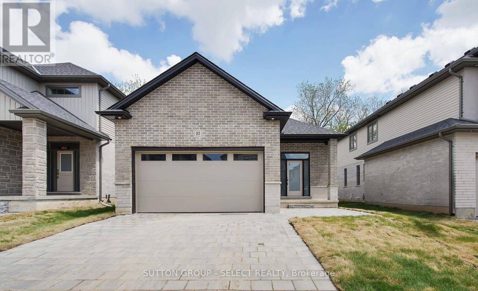 7966 Fallon DR #10, Lucan Biddulph (granton), ON N0M1V0
