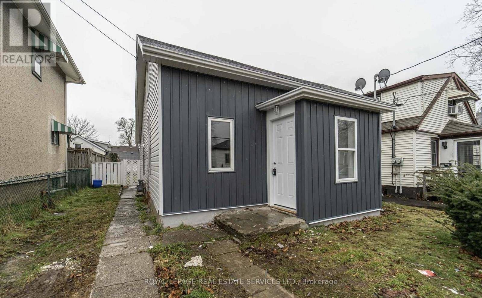 56 DIVISION STREET, St. Catharines (e. Chester), ON L2R3G5