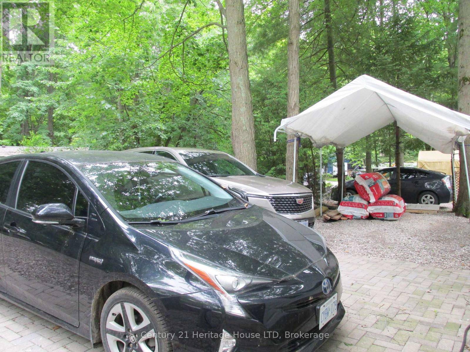 Haldimand (dunnville), ON N0A1K0,334 RATTLESNAKE RD #4