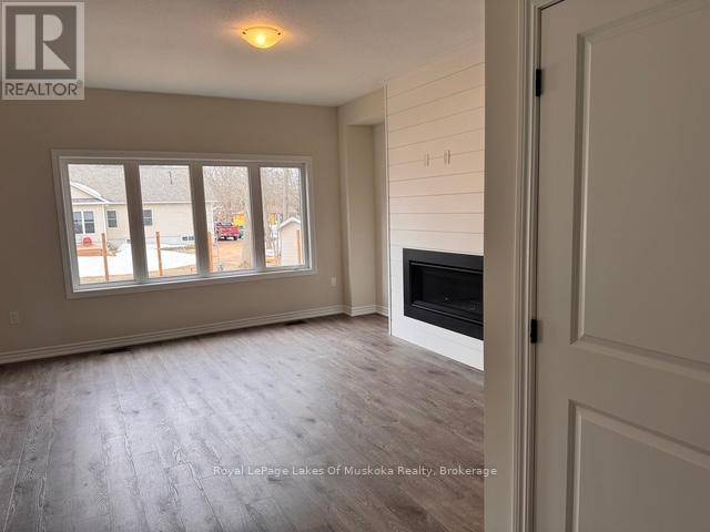 Gravenhurst (muskoka (s)), ON P1P0H8,315 BEECHWOOD FOREST LANE