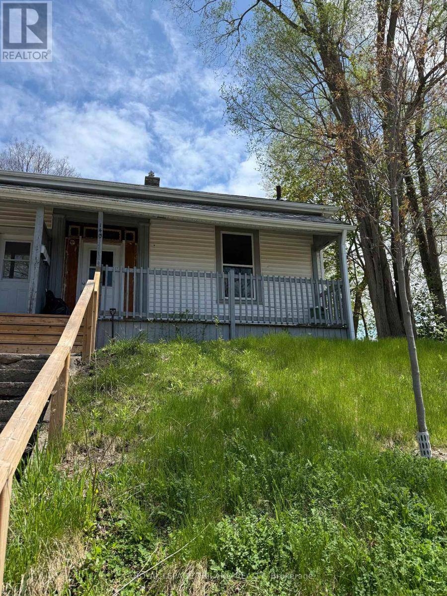 140 CLARENCE STREET, London, ON N6J2J6