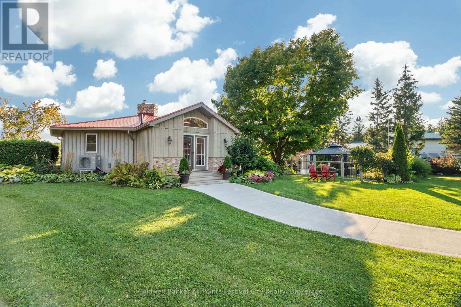 Ashfield-colborne-wawanosh (ashfield), ON N7A3X9,84763 ONTARIO STREET