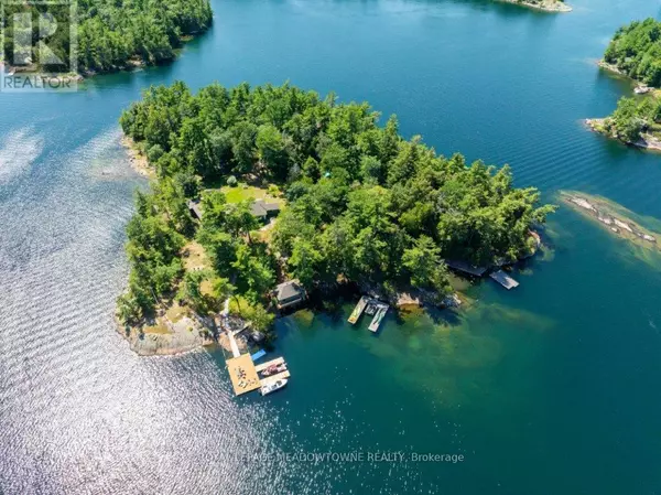The Archipelago (archipelago), ON P2A2W8,1 B 642 WHITE PIGEON ISLAND