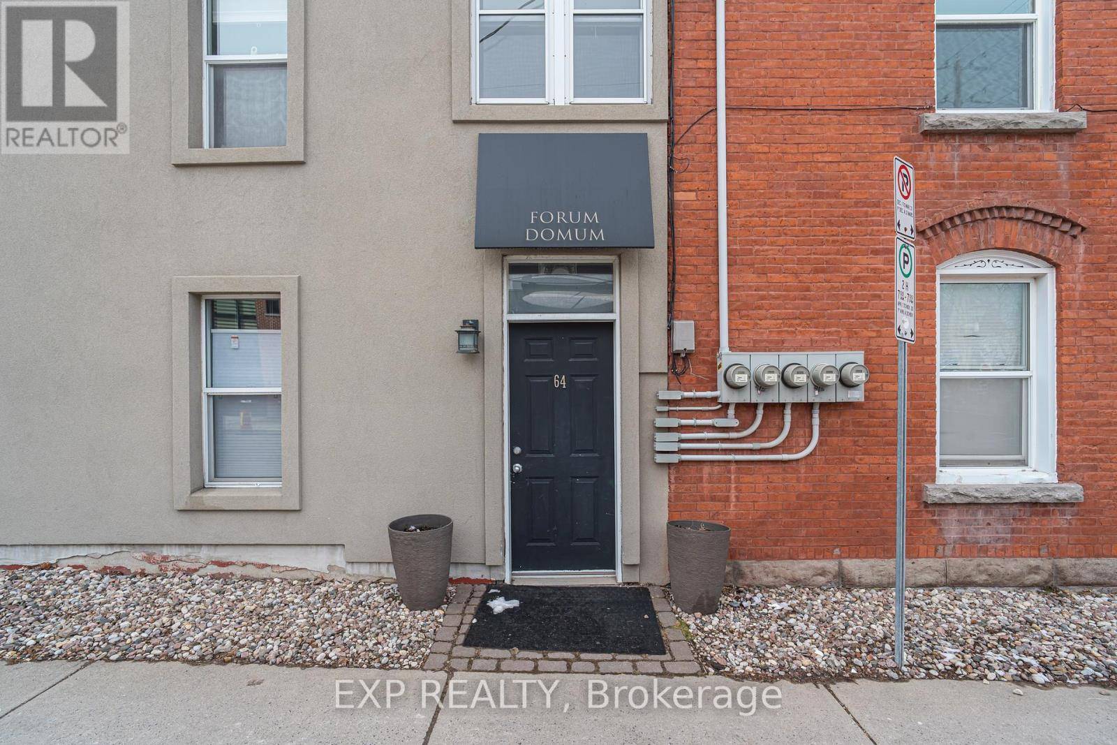 Ottawa, ON K1N7A9,64 St Andrew St ST #1