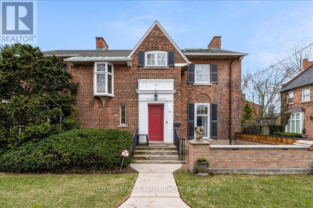 15 TRAFALGAR STREET, St. Catharines (downtown), ON L2R3L9